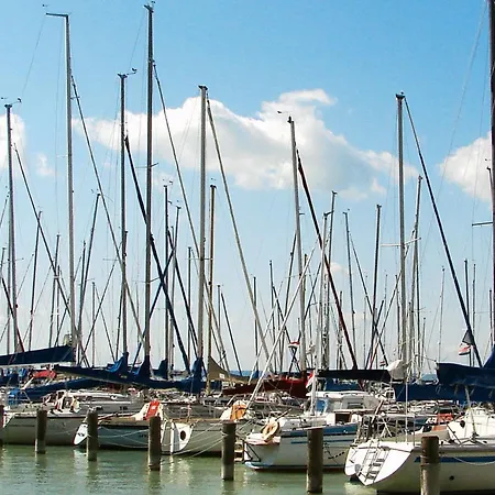 In - Balaton 35627 Apartament Siófok