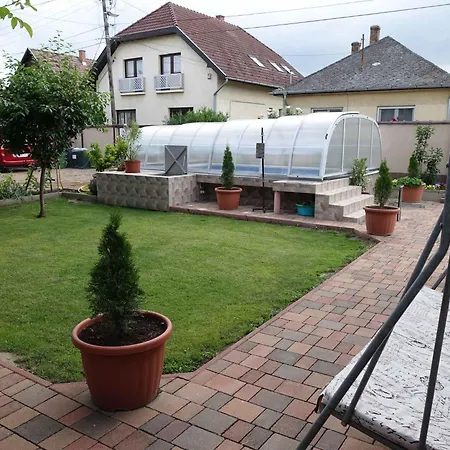In - Balaton 35627 Siofok