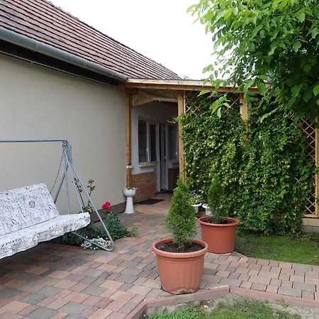In - Balaton 35627 Siófok